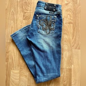 Miss Me Straight Jeans ~ 28